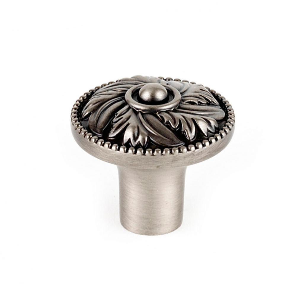 1 1/4'' Knob