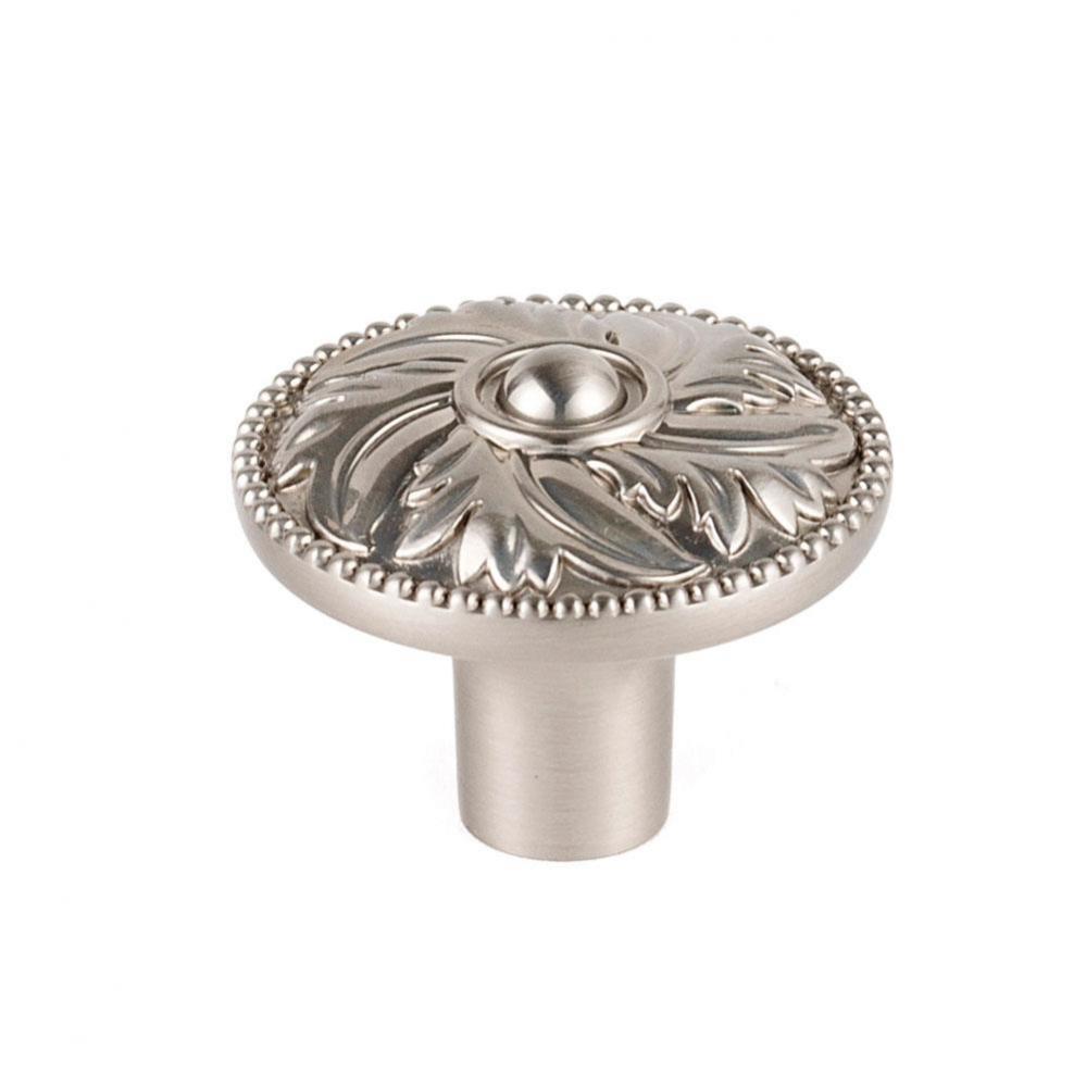 1 1/2'' Knob