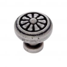 Ellen Lighting and Hardware Items 41813 - 32 mm Scalloped Round Knob