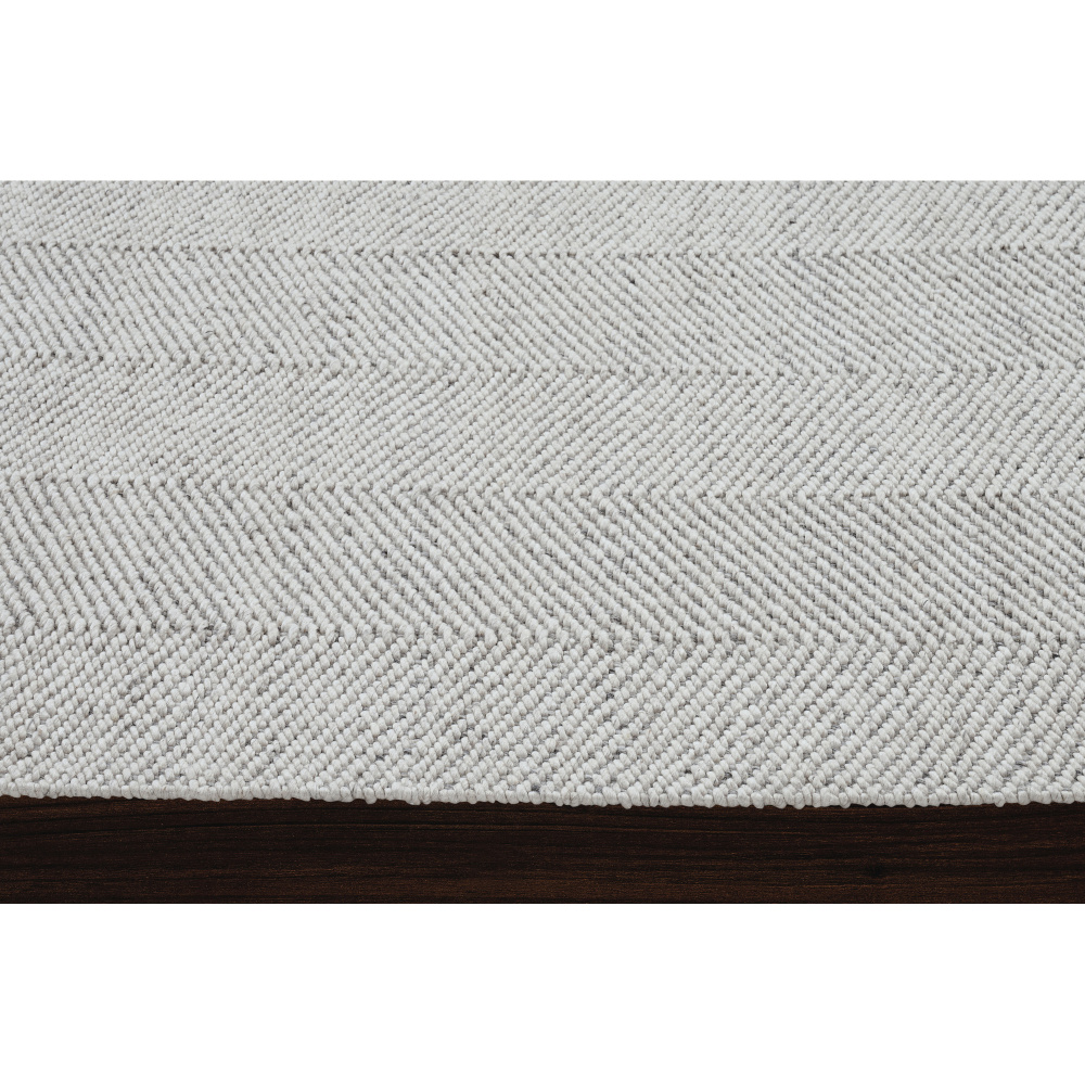 Malur 8x 10 Handwoven Indoor Rug, Ivory