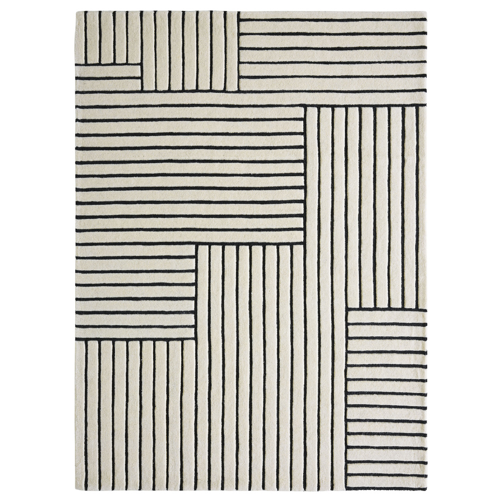 Arctica 5’3 x 7’3 Hand tufted Indoor Rug, Ivory